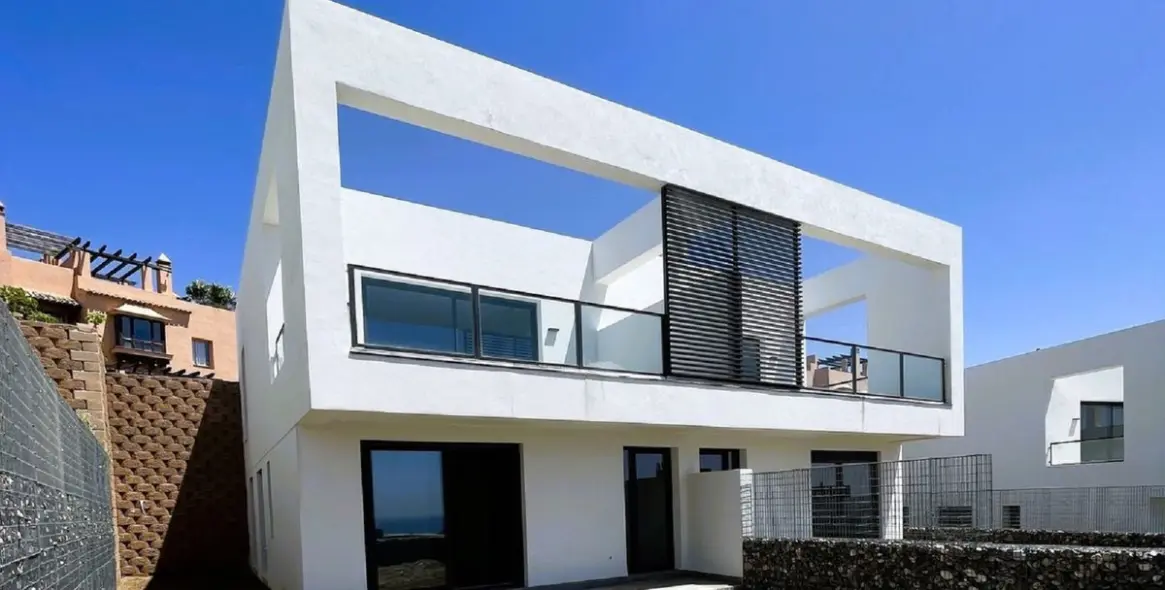 Продажа дома на две семьи в Riviera del Sol 10