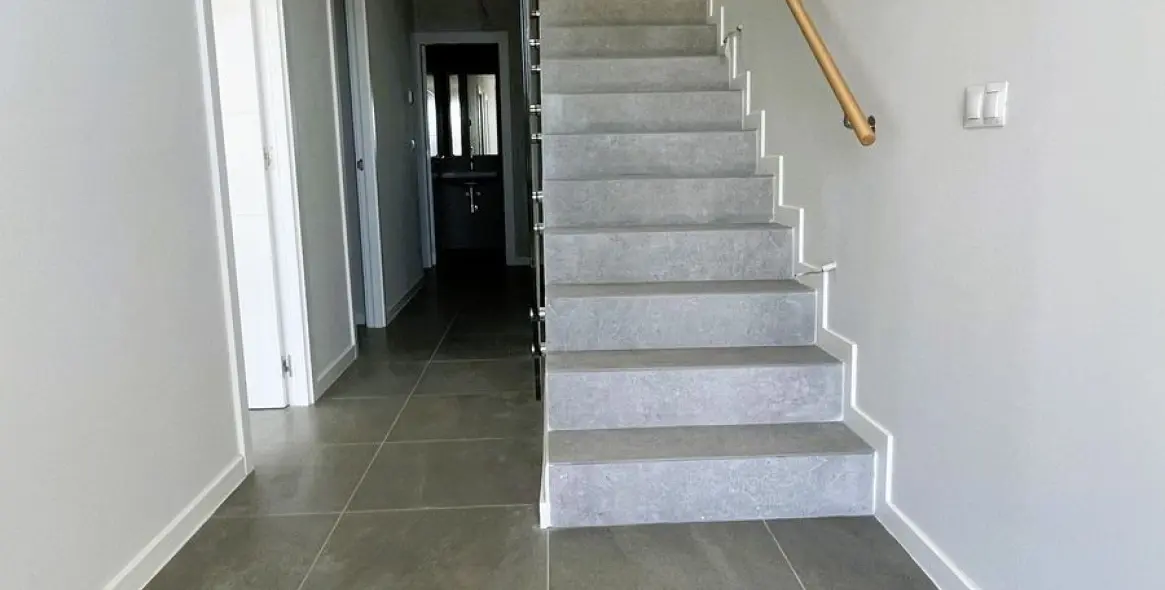 Продажа дома на две семьи в Riviera del Sol 11