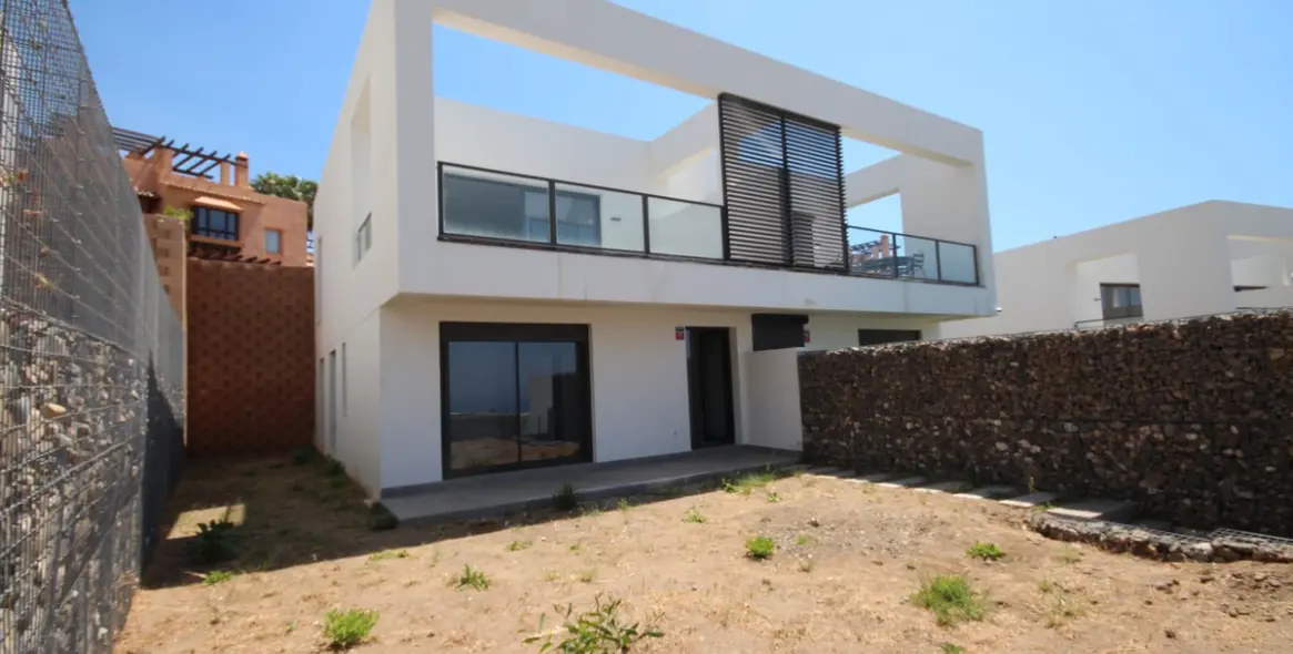 Sale of semi-detached house in Riviera del Sol 54