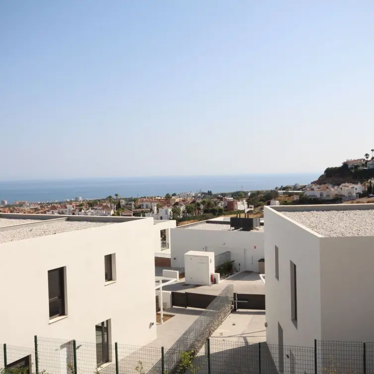 Продажа дома на две семьи в Riviera del Sol