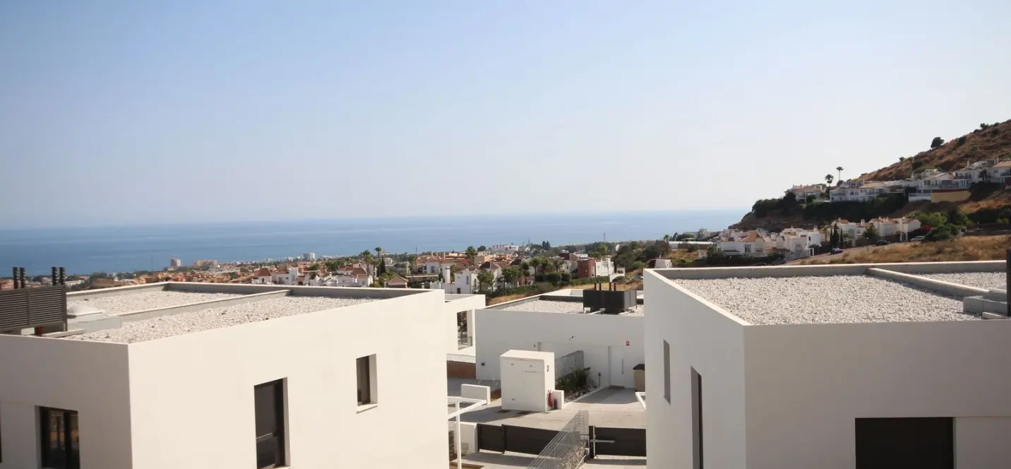 Продажа дома на две семьи в Riviera del Sol 4