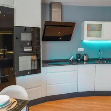 Sale of middle floor apartment in Marbella