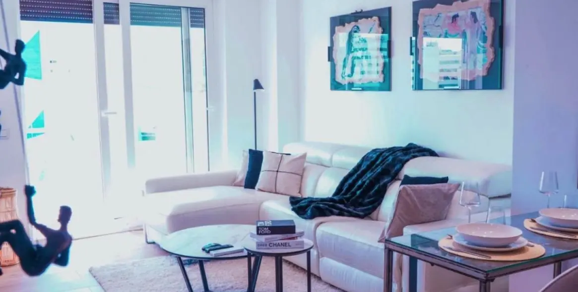 Sale of middle floor apartment in Marbella 3