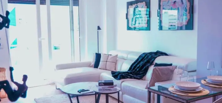 Sale of middle floor apartment in Marbella 2