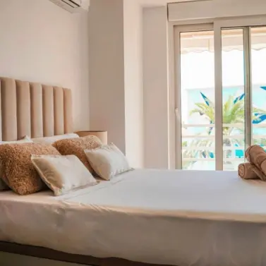 Sale of middle floor apartment in Marbella