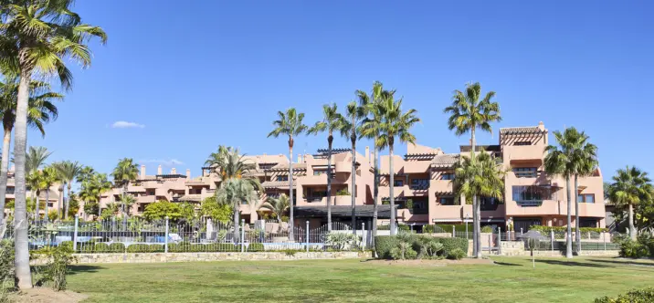 Apartamento en planta media R5217016 2