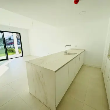 Продажа апартаментов на первом этаже в Fuengirola