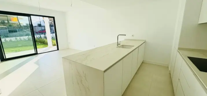 Продажа апартаментов на первом этаже в Fuengirola 1