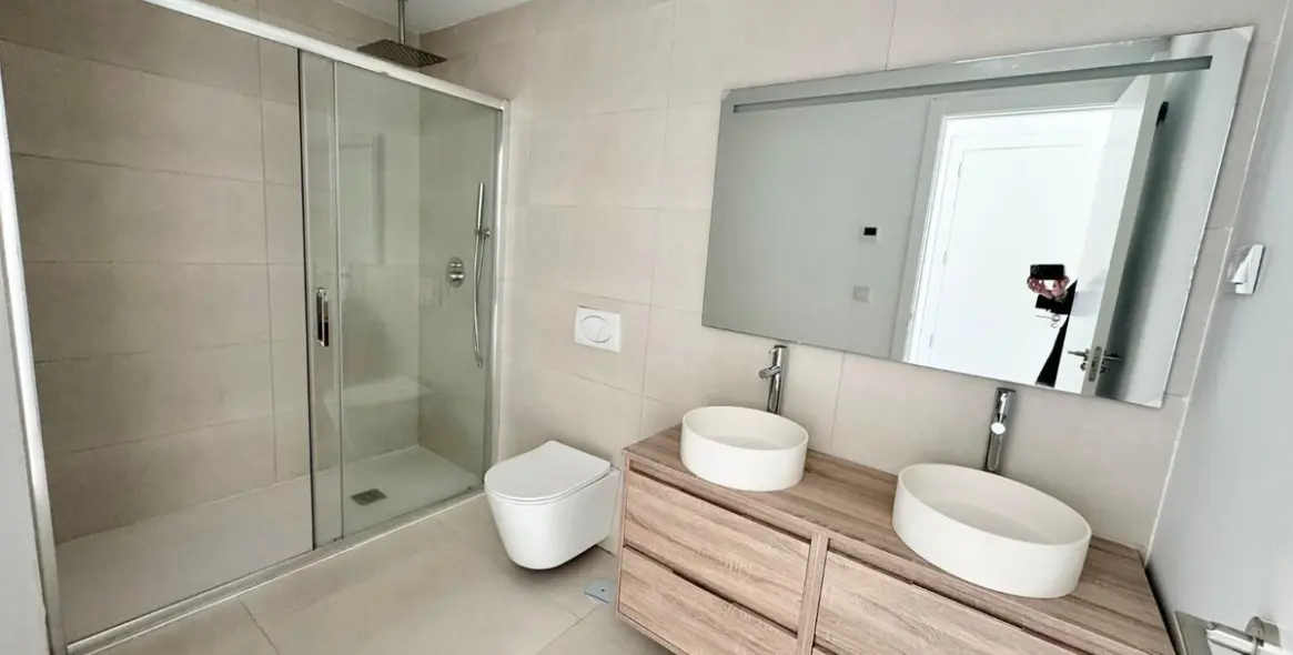 Продажа апартаментов на первом этаже в Fuengirola 11