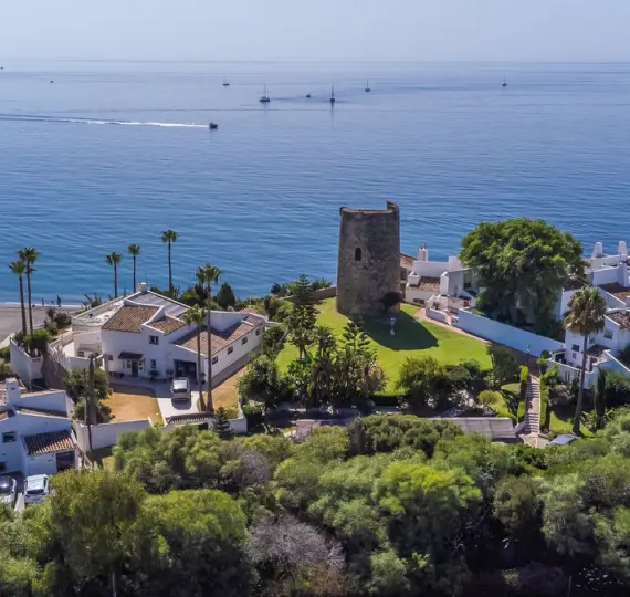 Sale of semi-detached house in Estepona