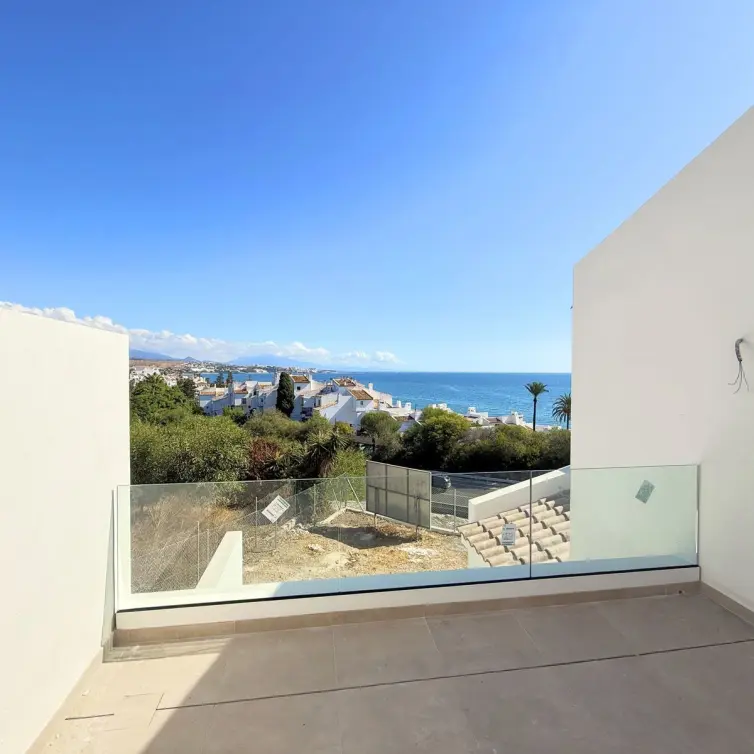 Venta de casa pareada en Estepona