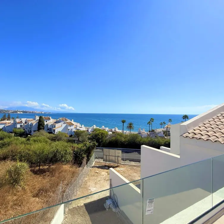 Venta de casa pareada en Estepona