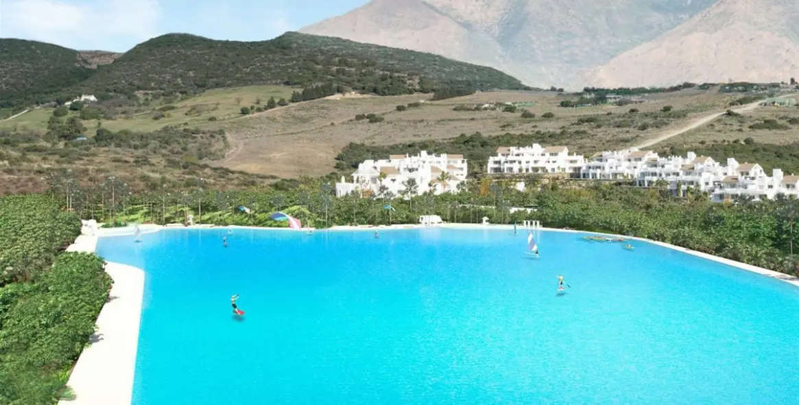 Sale of penthouse in Casares Playa 28