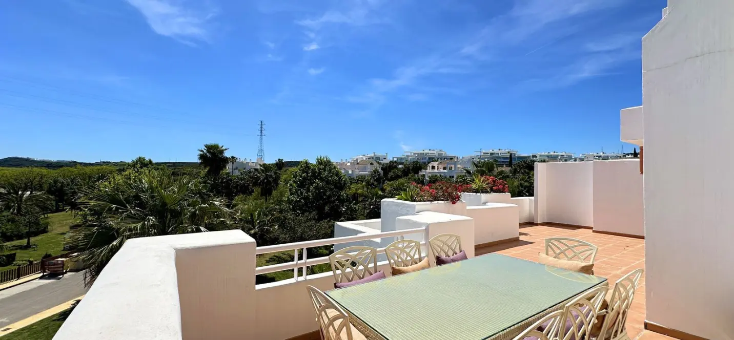 Продажа пентхауса в Casares Playa 2