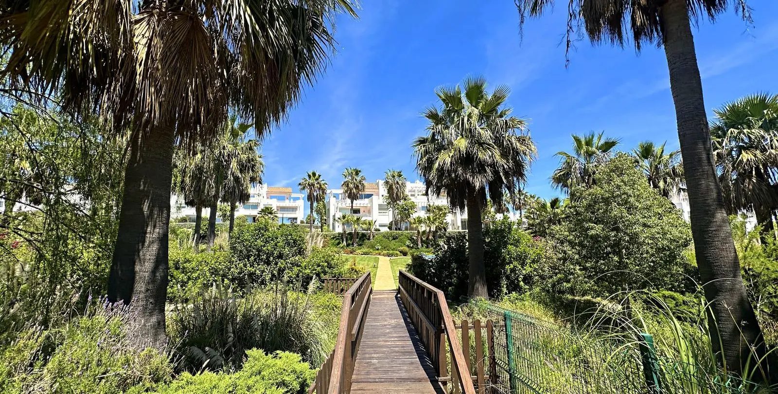 Продажа пентхауса в Casares Playa 38