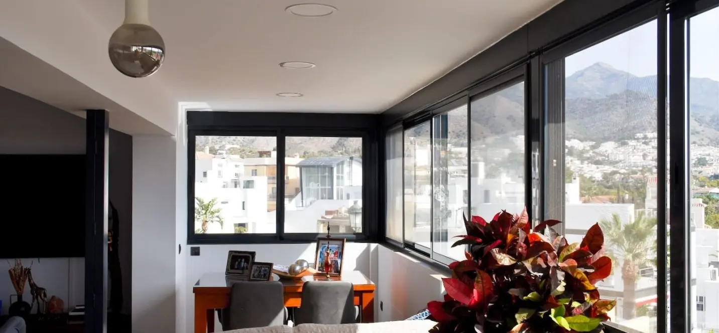 Venta de villa independiente en Nerja 2