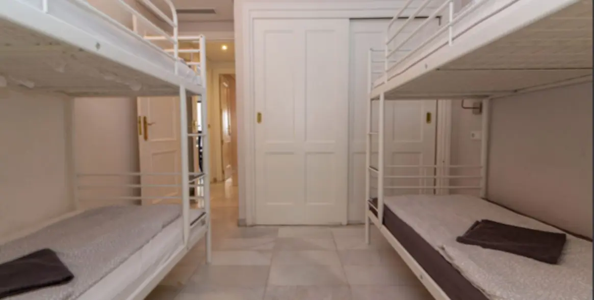 Продажа апартаментов на среднем этаже в Puerto Banús 10