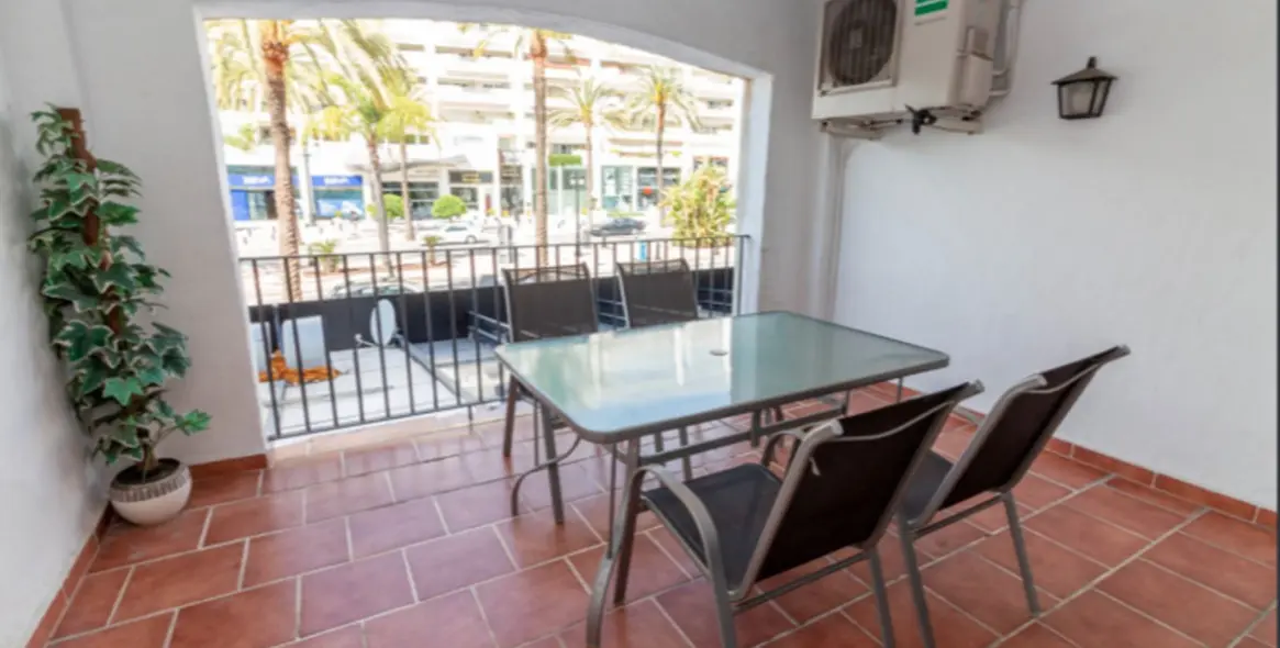 Продажа апартаментов на среднем этаже в Puerto Banús 15