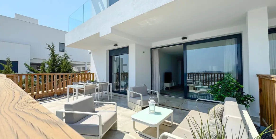 Продажа апартаментов на первом этаже в La Cala de Mijas 3