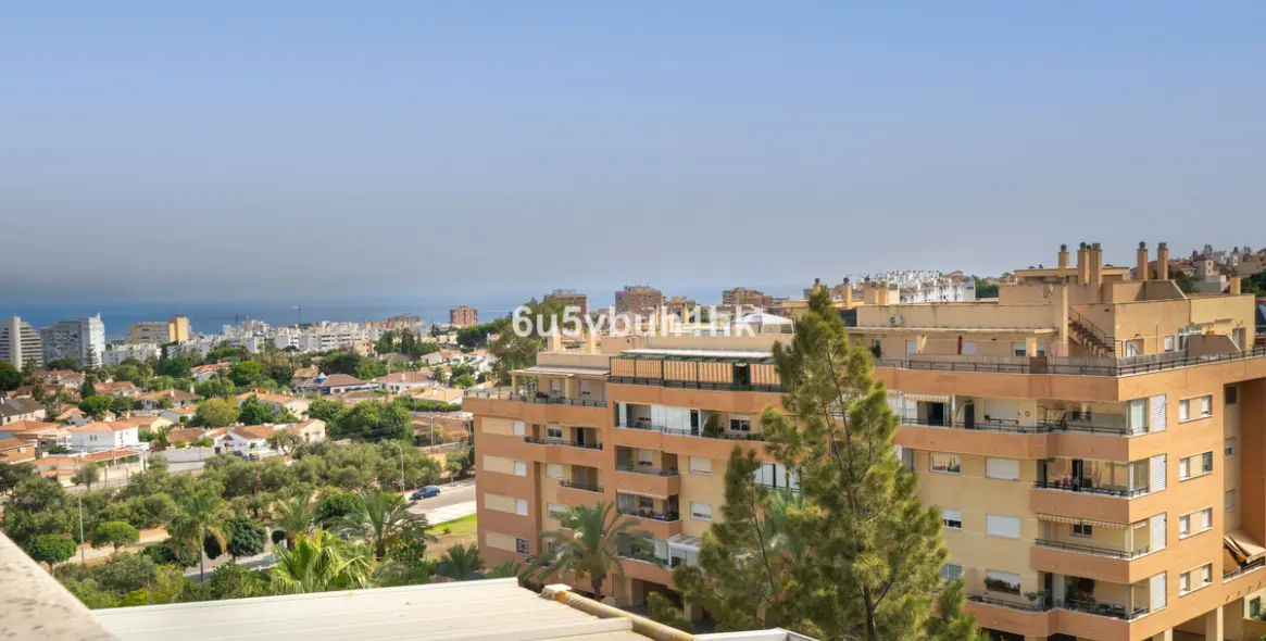 Venta de ático en El Pinillo 2