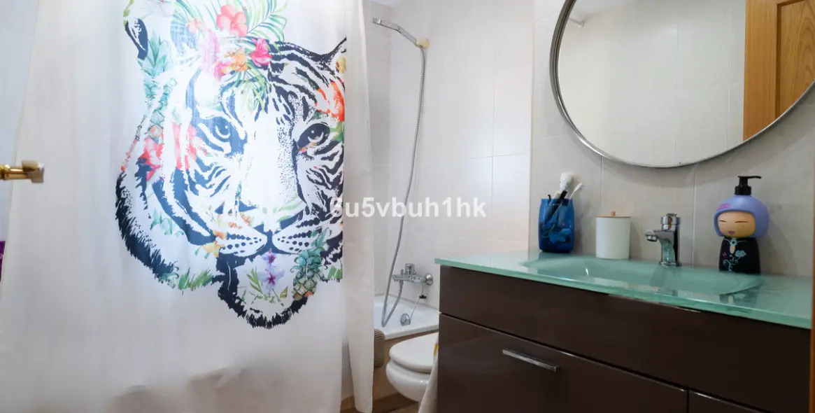 Sale of penthouse in El Pinillo 26