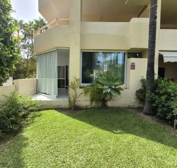 Ground floor apartment R5126917