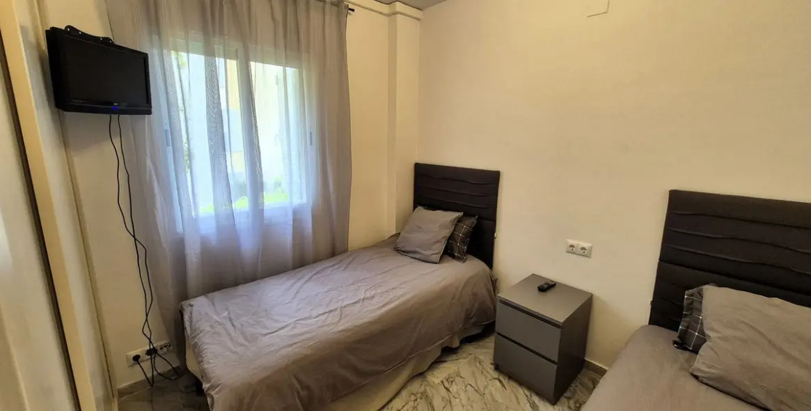 Продажа апартаментов на первом этаже в Bahía de Marbella 19