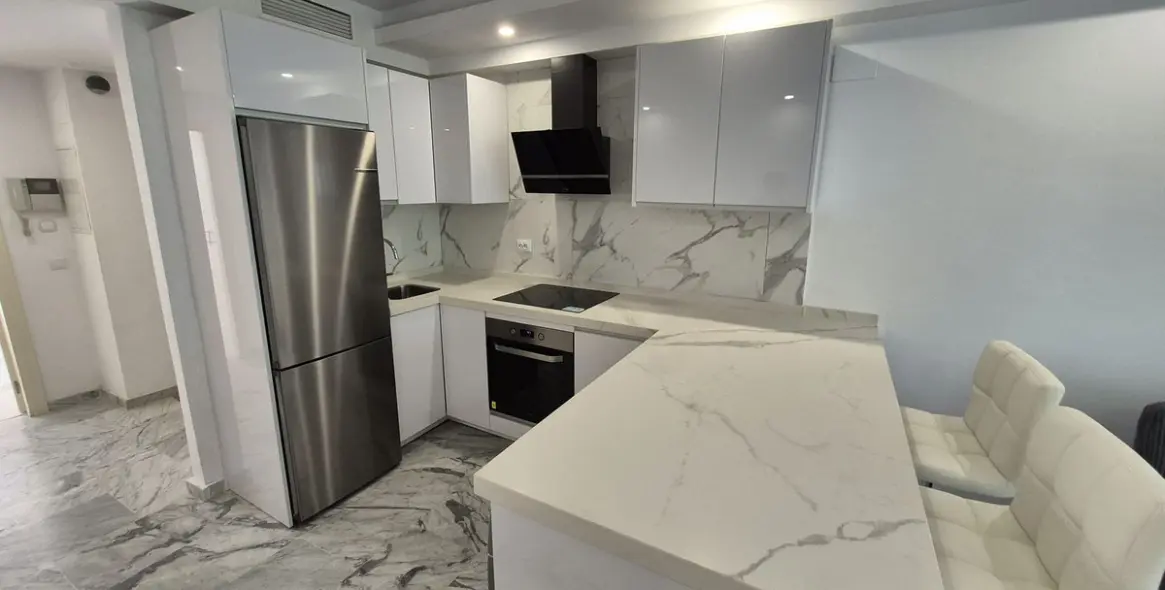 Sale of ground floor apartment in Bahía de Marbella 9