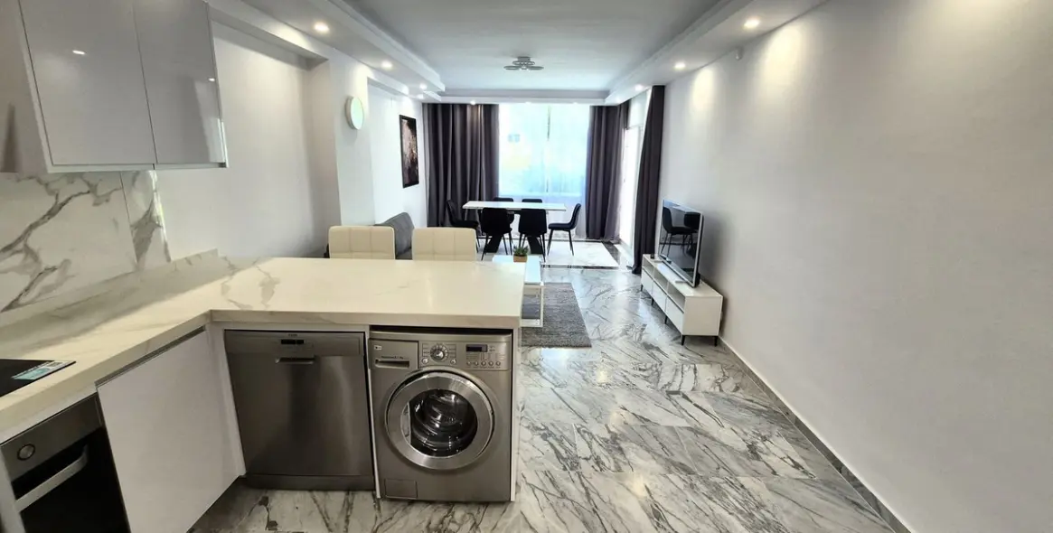 Sale of ground floor apartment in Bahía de Marbella 14