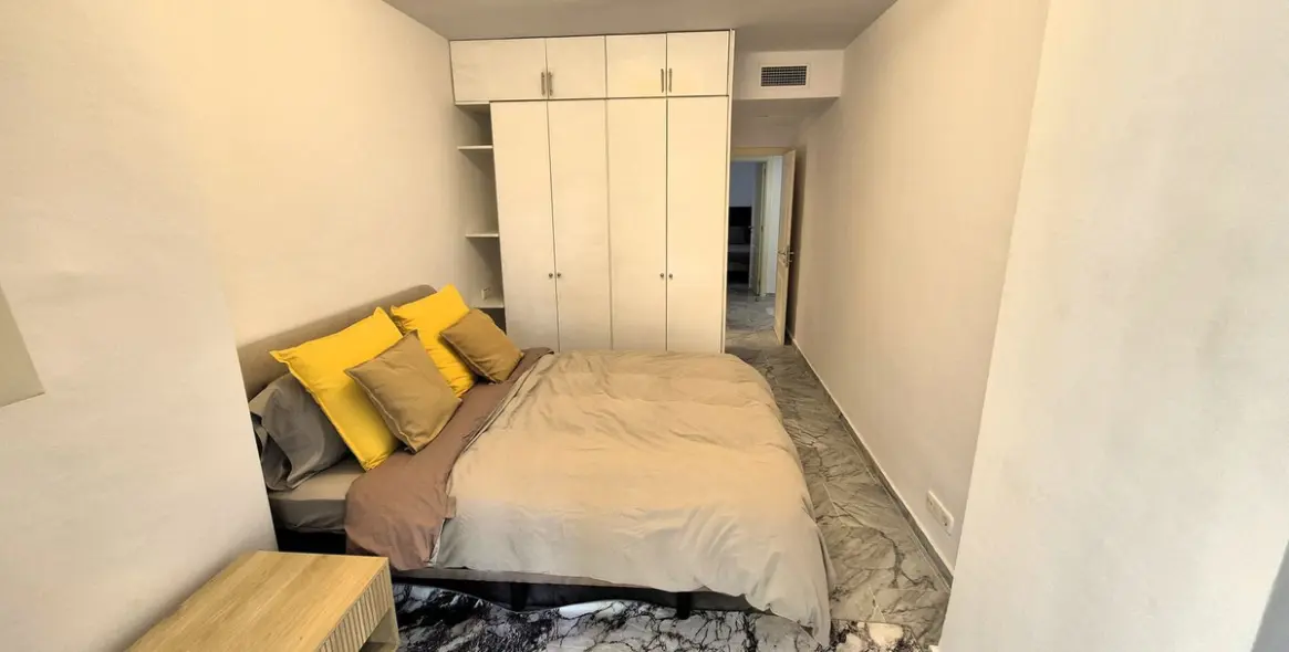 Sale of ground floor apartment in Bahía de Marbella 16