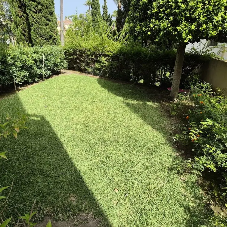 Sale of ground floor apartment in Bahía de Marbella
