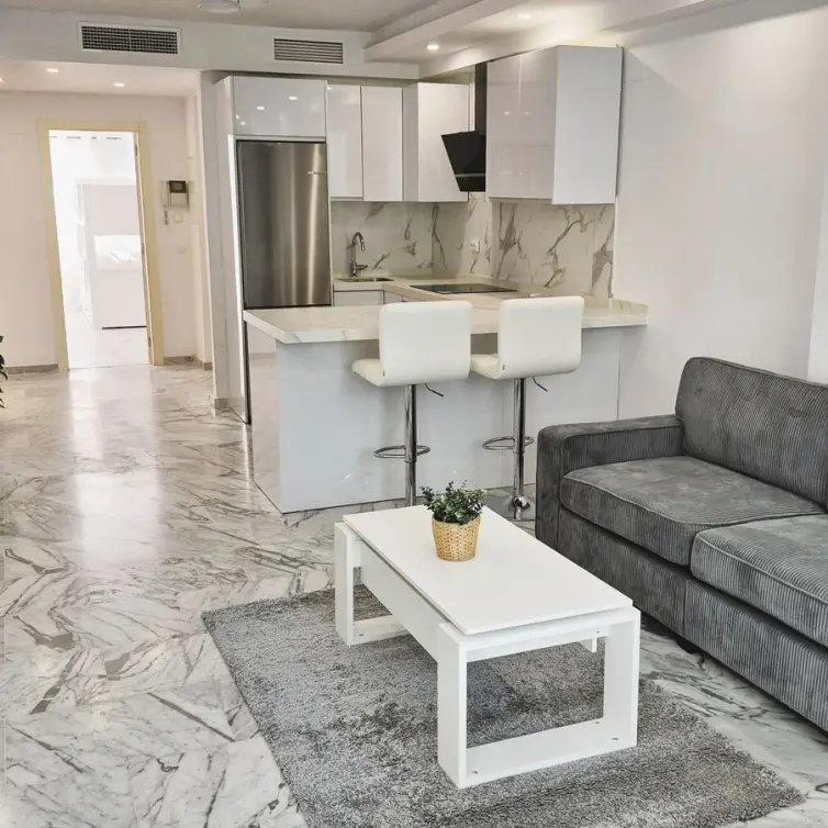 Sale of ground floor apartment in Bahía de Marbella
