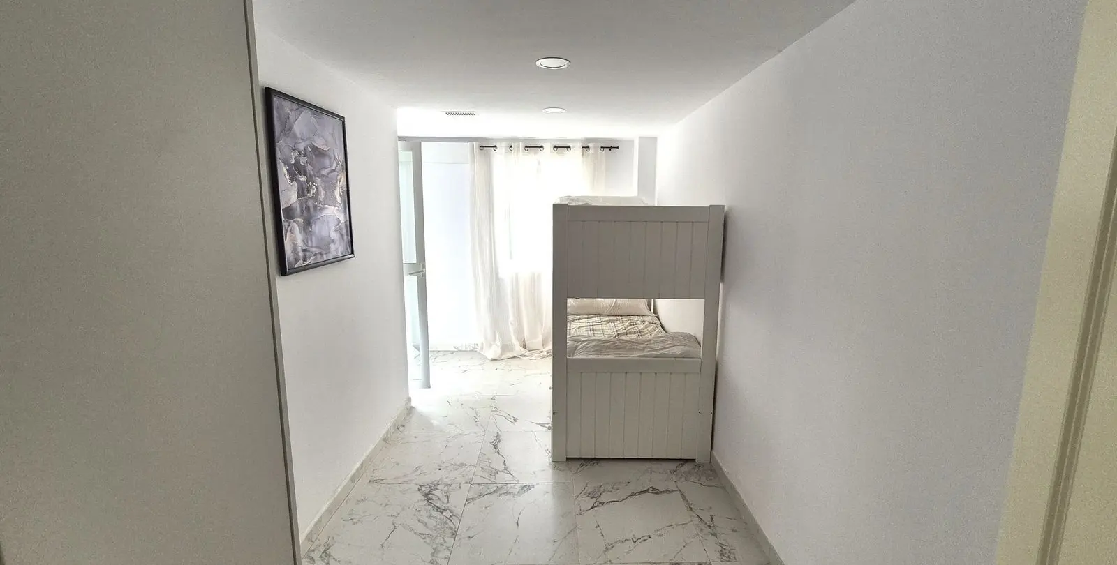 Sale of ground floor apartment in Bahía de Marbella 25