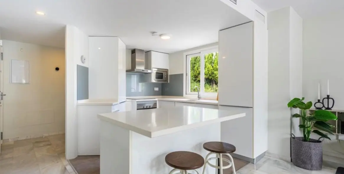 Продажа двухуровневого пентхауса в Nueva Andalucía 4