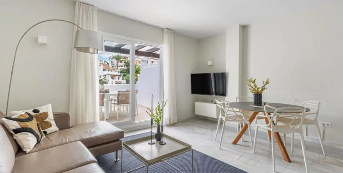 Продажа двухуровневого пентхауса в Nueva Andalucía 12