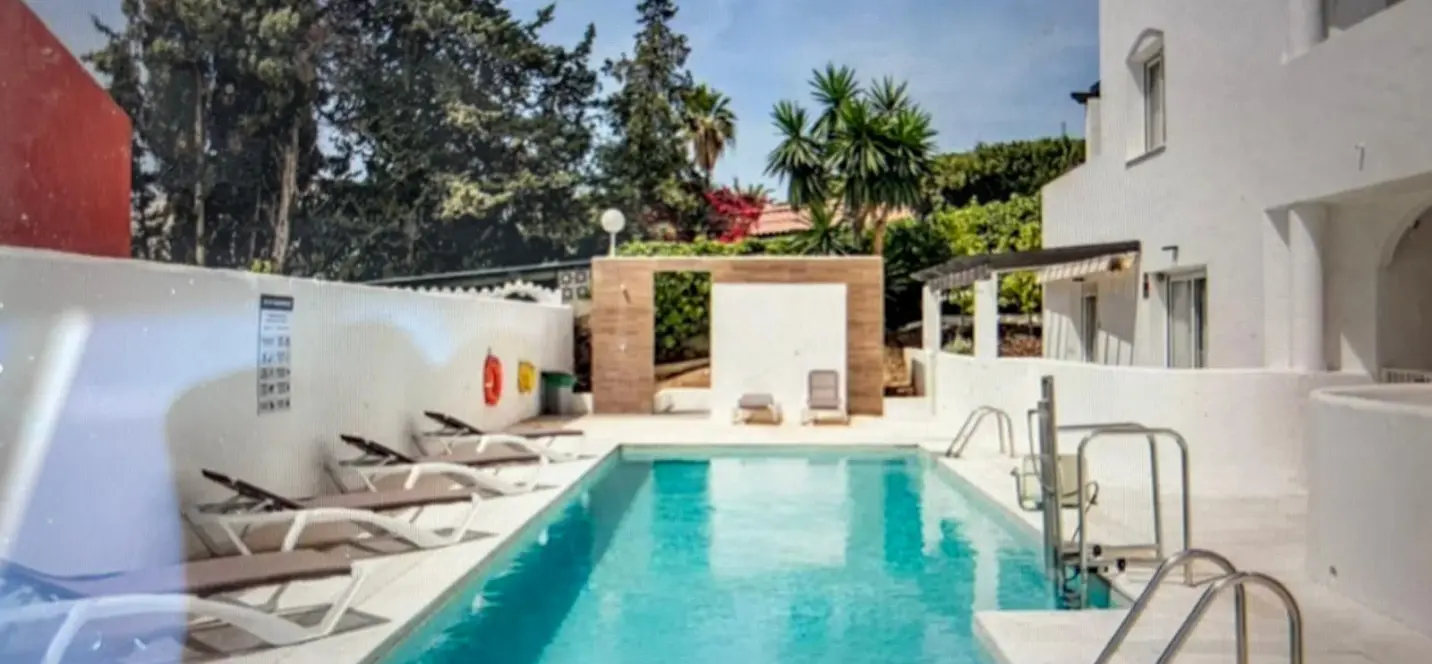 Venta de ático dúplex en Nueva Andalucía 2