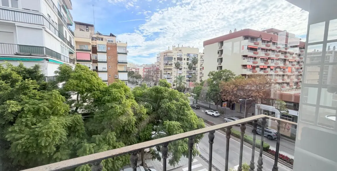 Продажа апартаментов на среднем этаже в Marbella 1