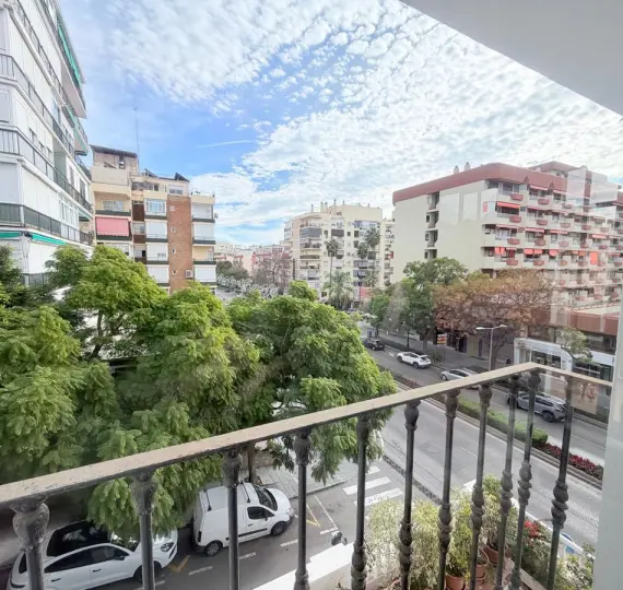 Продажа апартаментов на среднем этаже в Marbella