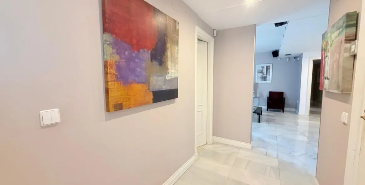 Продажа апартаментов на среднем этаже в Marbella 3