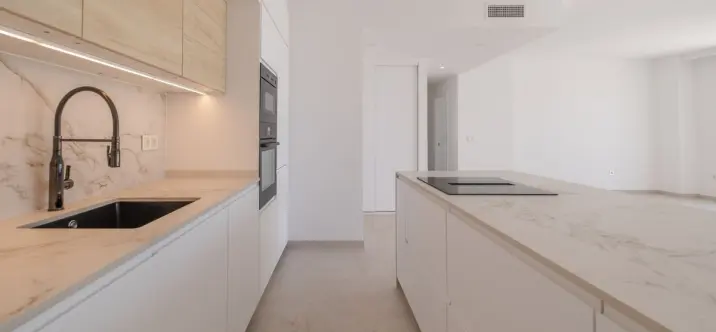 Продажа пентхауса в Miraflores 3