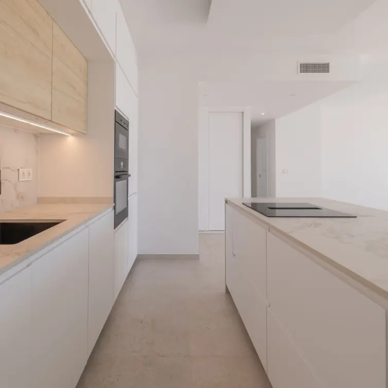 Sale of penthouse in Miraflores