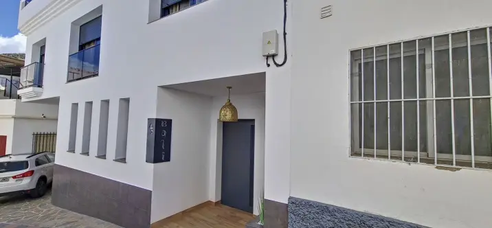 Продажа апартаментного комплекса в Cómpeta 0