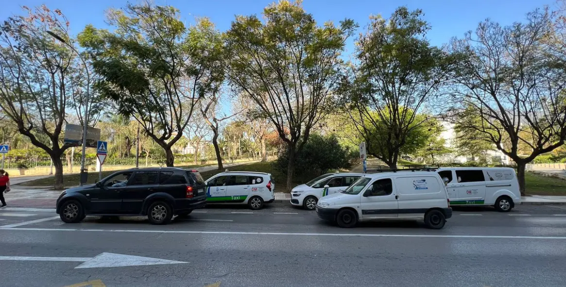 Venta de tienda en Estepona 1