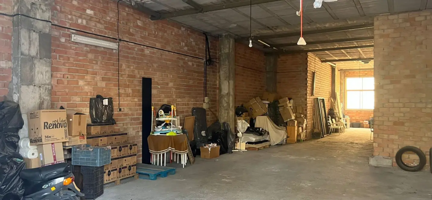 Продажа магазина в Estepona 2