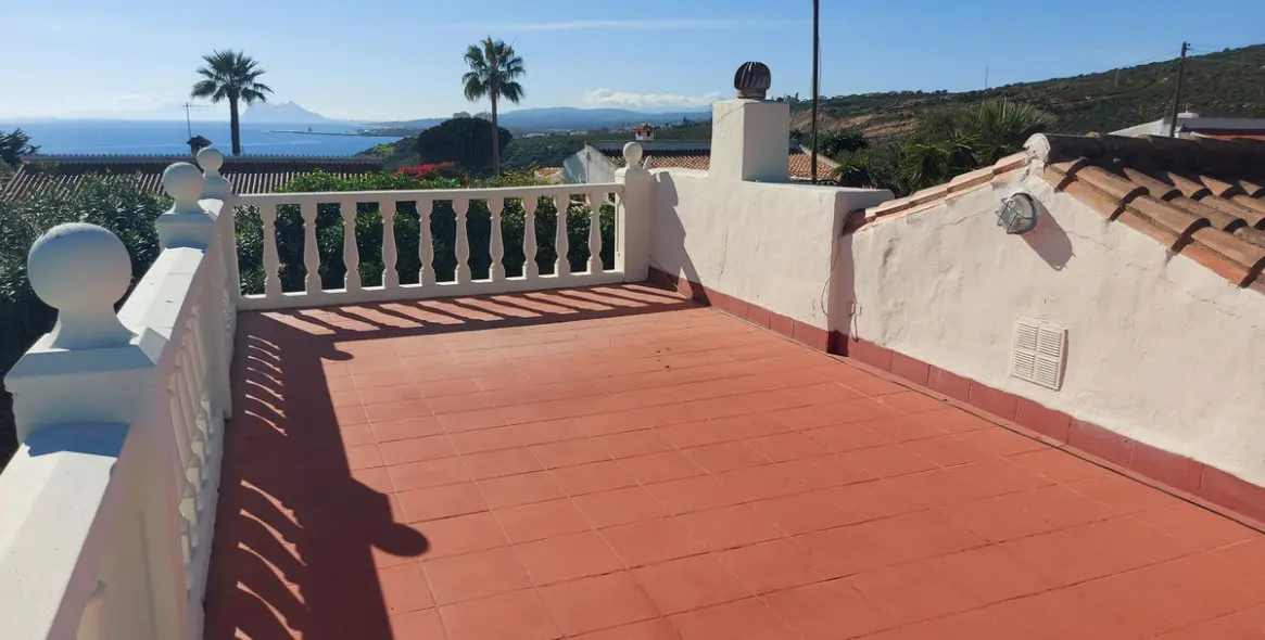 Продажа  отдельно стоящей виллы в Manilva 4