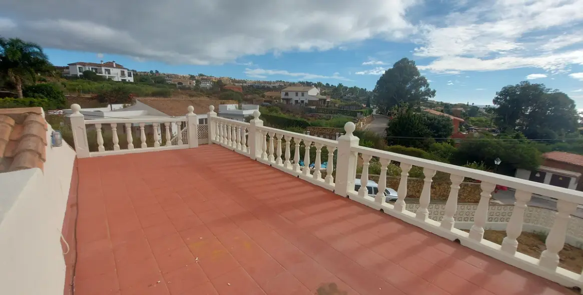 Sale of detached villa in Manilva 26