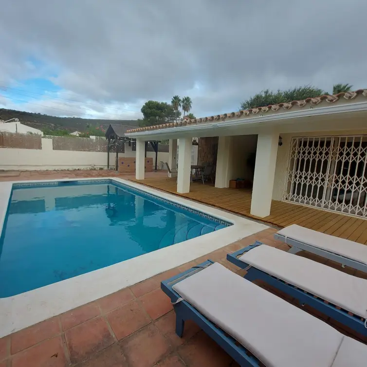 Venta de villa independiente en Manilva
