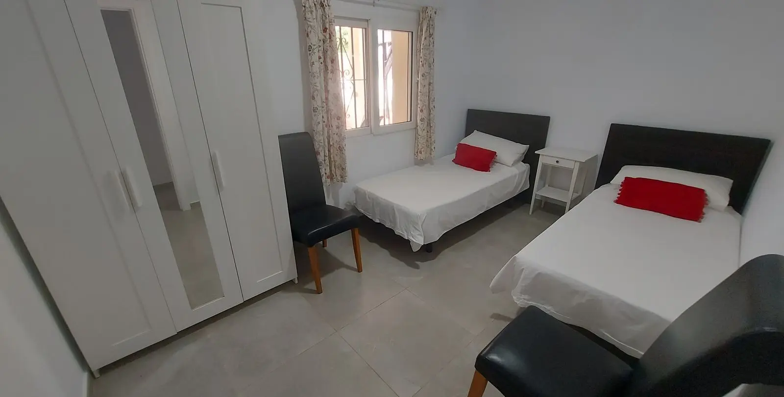 Sale of detached villa in Manilva 19