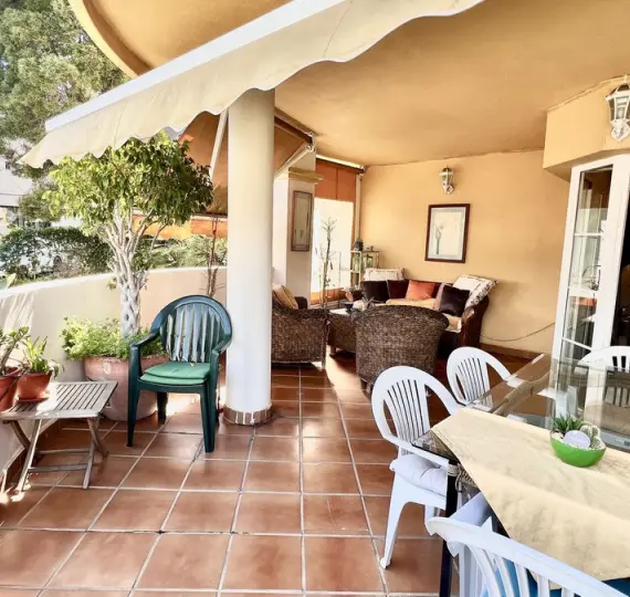 Sale of duplex in Nueva Andalucía