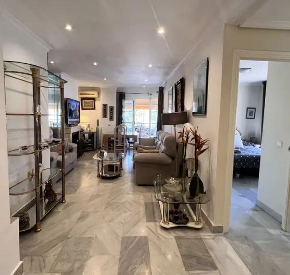 Sale of duplex in Nueva Andalucía